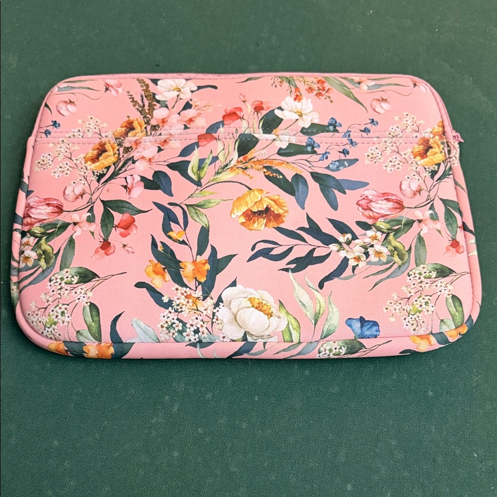 Floral Pink Tablet Case CAJA # 5‎
